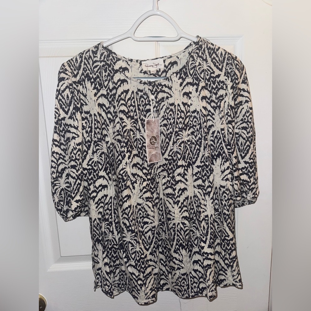 Navy and White Patterned Blouse